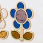 Preview: Wanddekoration mit Streichpailletten - Blume, blau