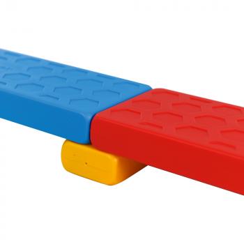 Balancierstrecke aus Bausteinen