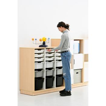 Quadro - Schrank M+ für Kunststoffbehälter, B 104, dreireihig