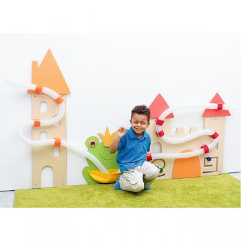 Wandapplikation mit Rohrpost, Schloss