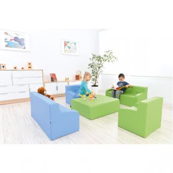 Sessel mit Armlehnen