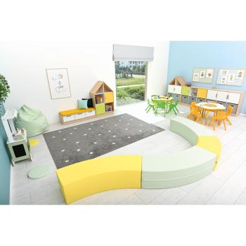 Achtelkreis-Sitz Paolo, lang, pastellgrün