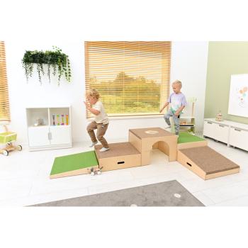 Podeste, Set 8, hellgrün-sahara