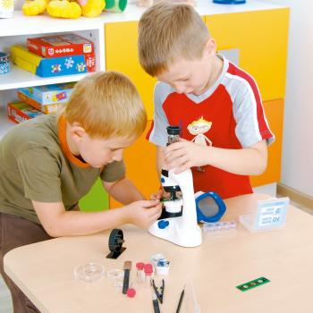 Mikroskop mit Zubehör