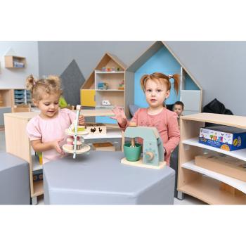 Etagere mit Leckereien