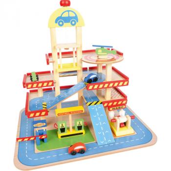 Buntes Holz-Parkhaus