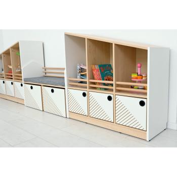 FLO Schrank M, Giebel links, weiss