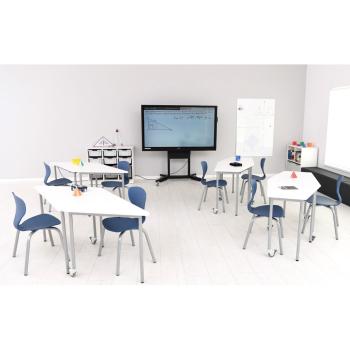 Mobilles Klassenzimmer (3) mit Schultischen Moove +