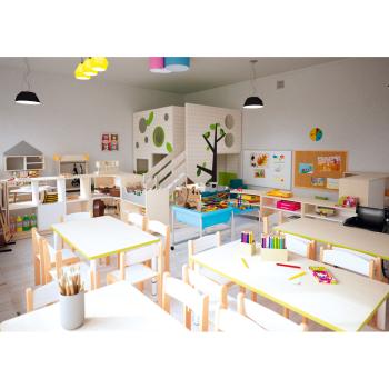Quadro-Kindergartenzimmer mit Flora-Ecke