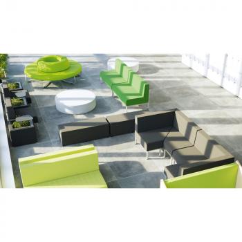 Schulflur mit Sitzecke Inflamea