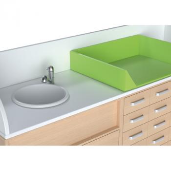 Wickelkommoden-Landschaft 4 mit Waschbecken, Treppe rechts