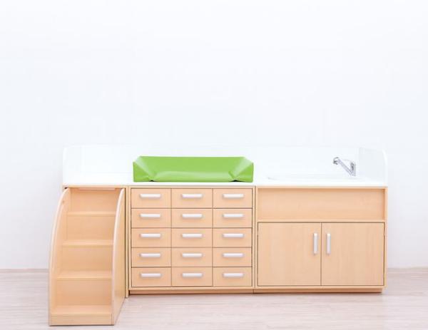 Wickelkommoden-Landschaft, T 75 cm, mit Badewanne