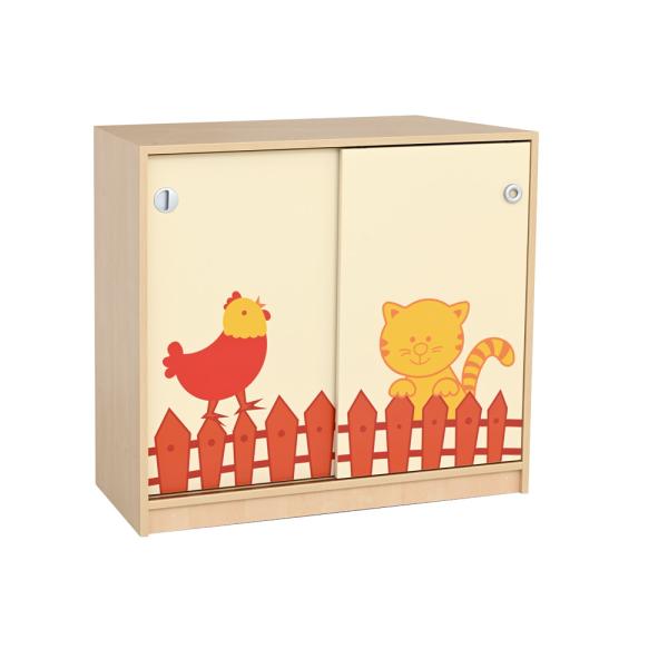 Phantasiewelt Schrank mit Hühnchen und Katze
