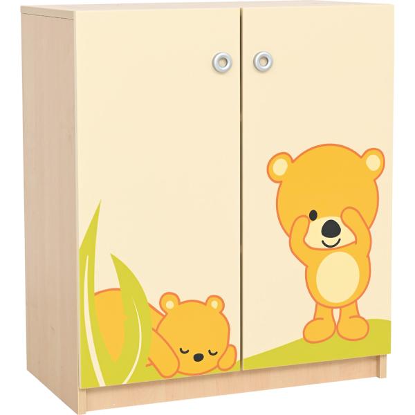 Phantasiewelt Schrank mit schlafendem Bärchen