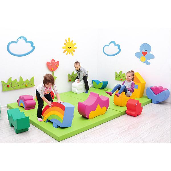 Schaumstoffmatte mit rechtsseitigem Ausschnitt, hellgrün