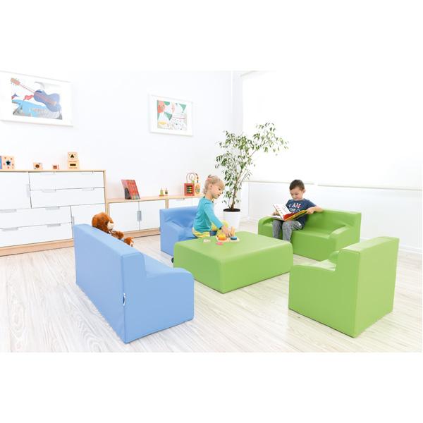 Sessel mit Armlehnen