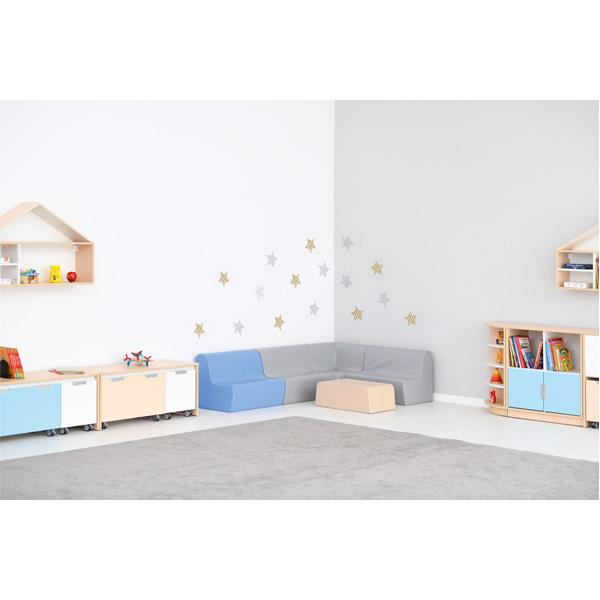 Kleiner Schaumstofftisch, beige