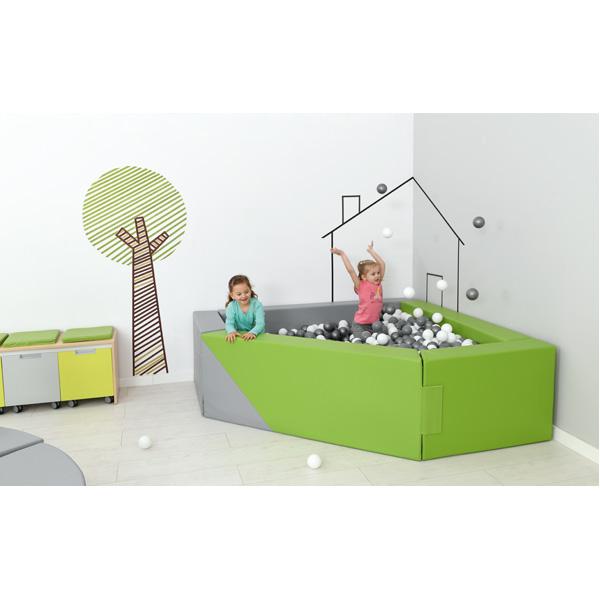 Ballbad 3eckig, grau-hellgrün, H 60 , inkl. Bälle