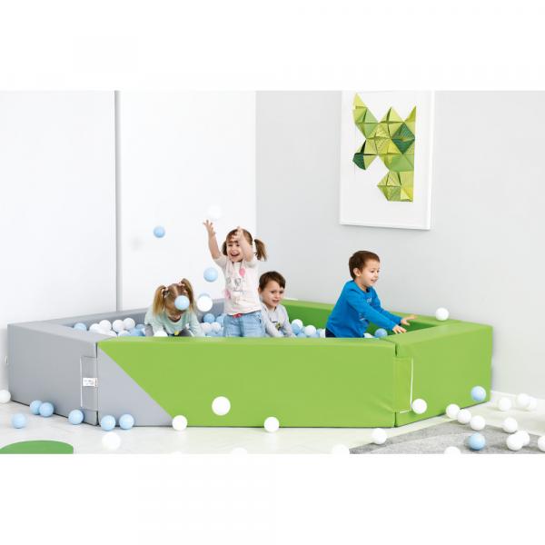 Ballbad 3eckig, grau-hellgrün, H 45, inkl. Bälle