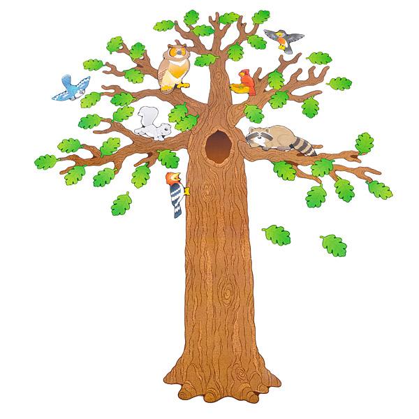 Grosser Baum mit Bewohnern