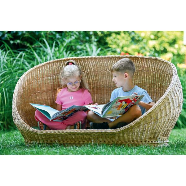 Cosy Rattansofa, mit Kissen