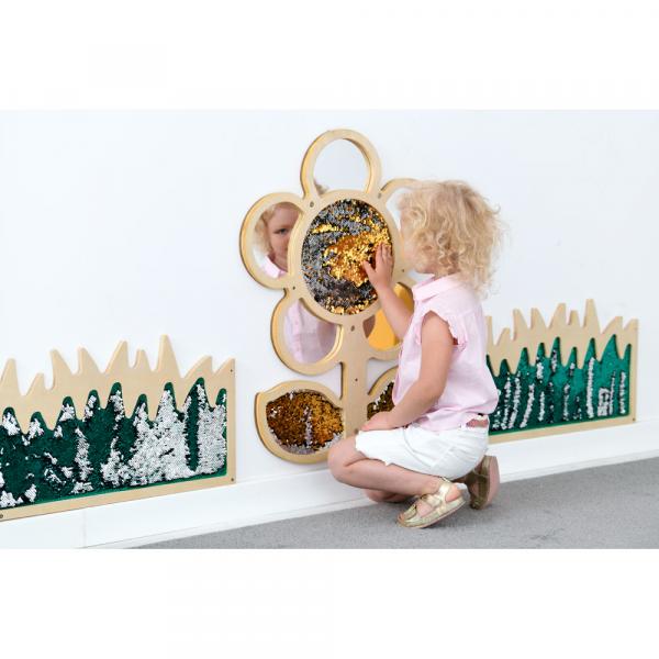 Wanddekoration mit Streichpailletten - Blume