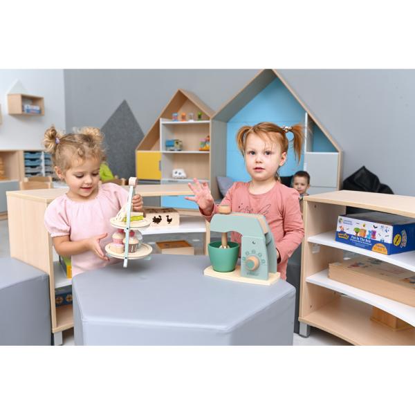 Etagere mit Leckereien