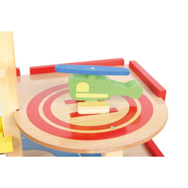 Buntes Holz-Parkhaus