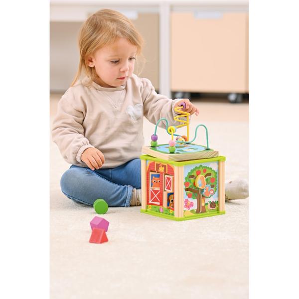 Würfel mit Labyrinth und Perlen