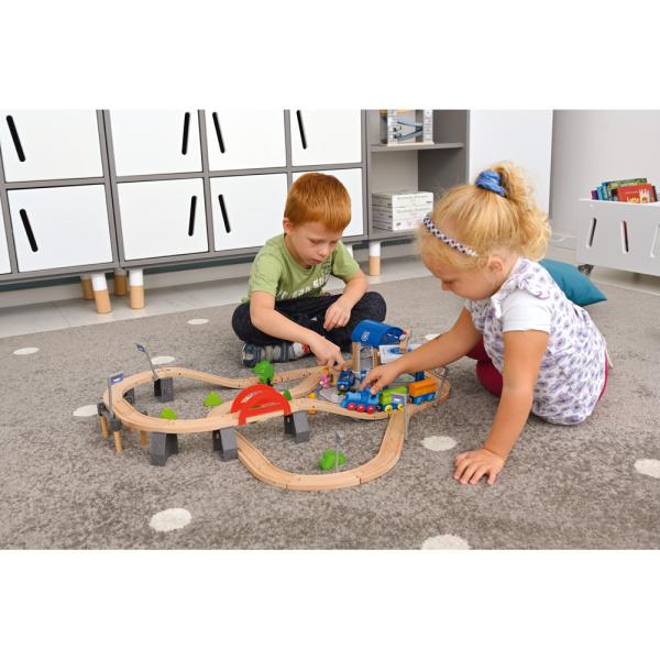 Holzeisenbahn, 90 Elemente