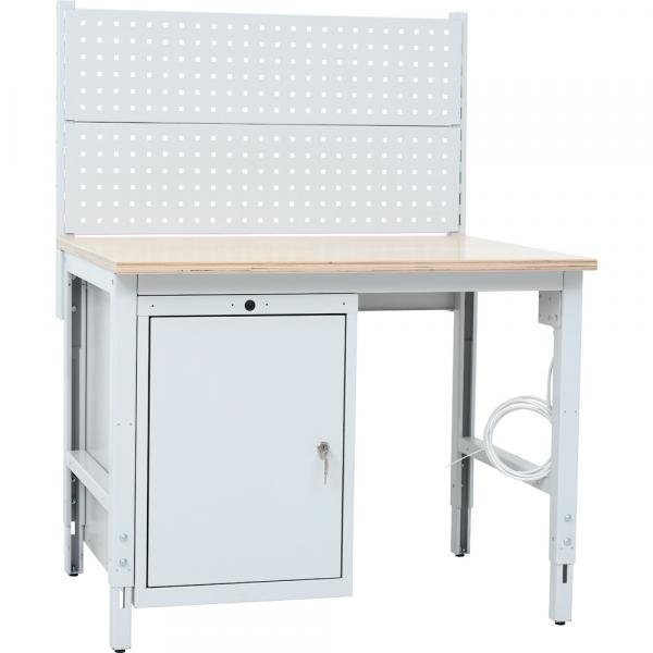 Schüler Werkbank mit Werkzeugwand und Schrank