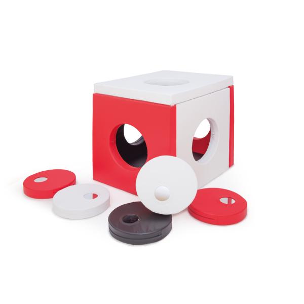 Schaumstoffhaus mit Fenstern