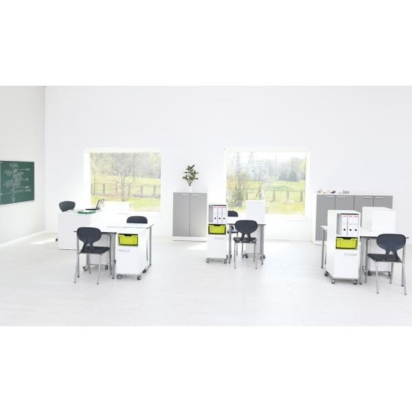 Klassenraum mit mobilen Tischen easyMoove