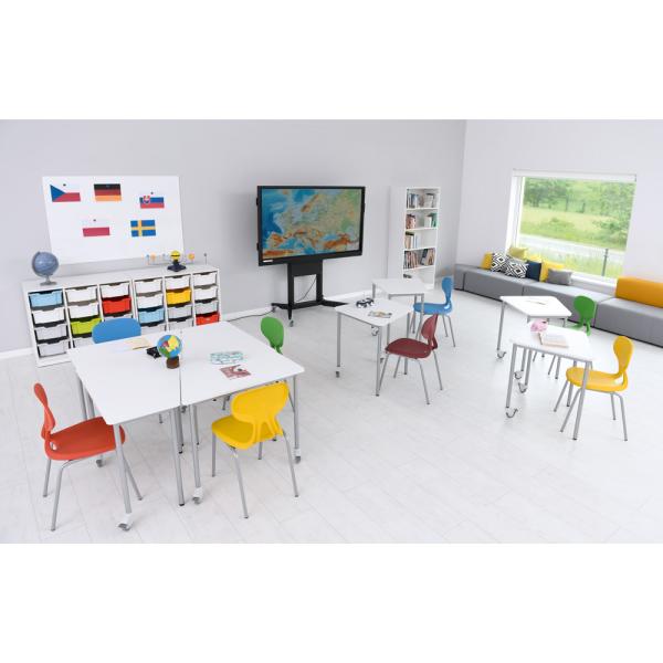 Mobilles Klassenzimmer (2) von Moove + Schulbänke