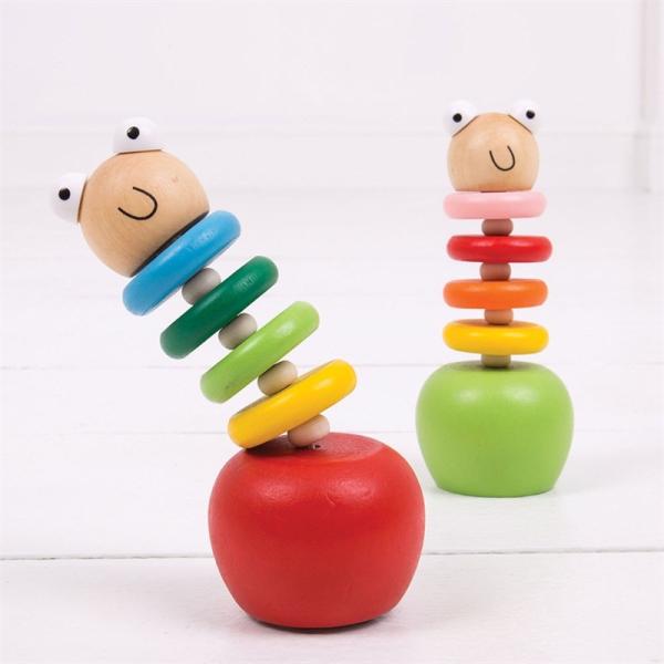 Wackelfigur Wurm im Apfel