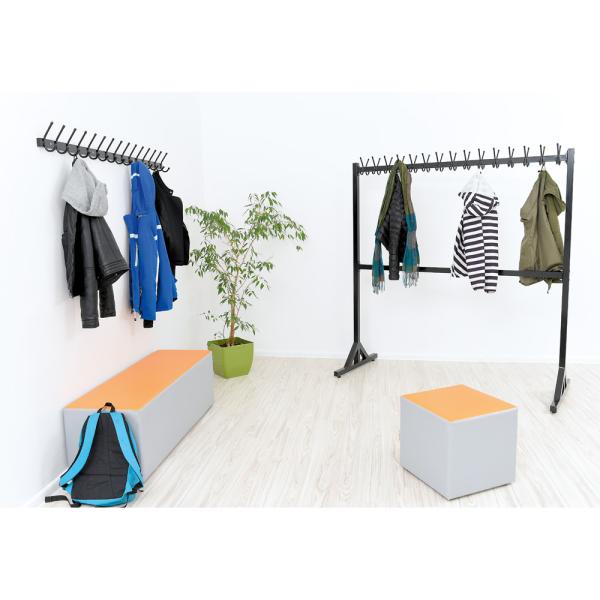 Garderobenständer mit 30 Haken
