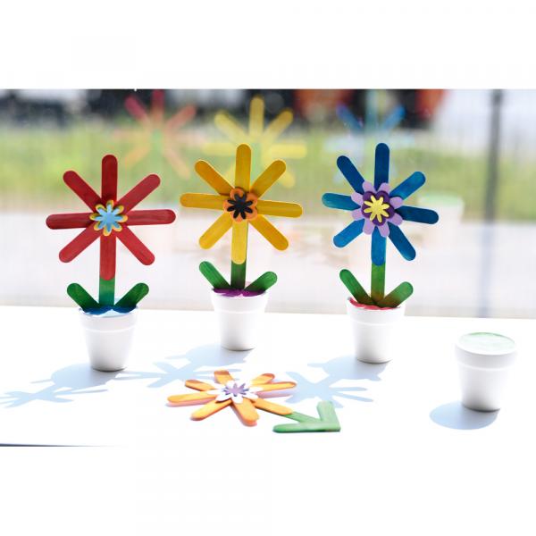 Bunte Stifte aus Holzstäben