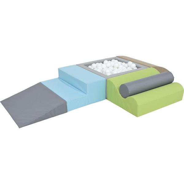 Ballbad quadratisch, mit Schaumstoffbausteinen
