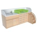 Wickelkommoden-Landschaft 4 mit Waschbecken, Treppe rechts